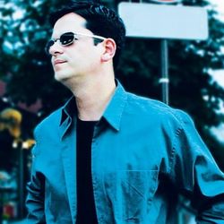 Foto do artista Danilo Montero
