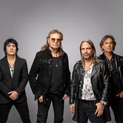Foto do artista Maná